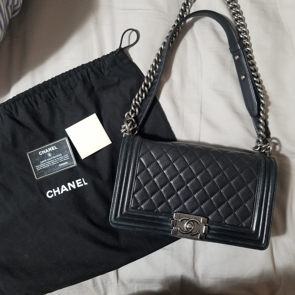 Chanel boy black medium bag